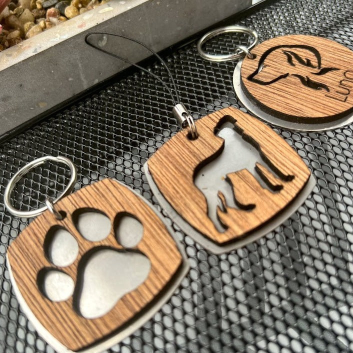 Outlined Dog Shadow Key Chain